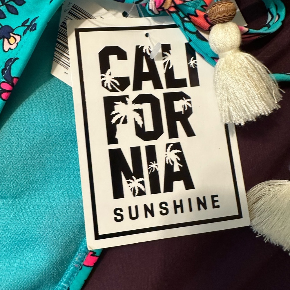 Bathing suit - Picture 5 of 5